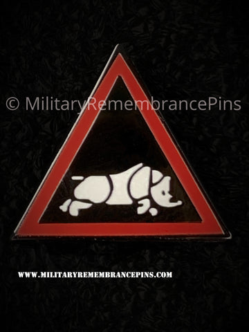 The 1st (United Kingdom) Division Lapel Pin